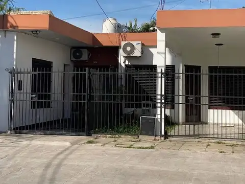 P.H TIPO CASA TODO EN  PLANTA BAJA.-