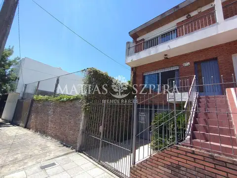 Casa en venta 4 ambientes, El Palomar.