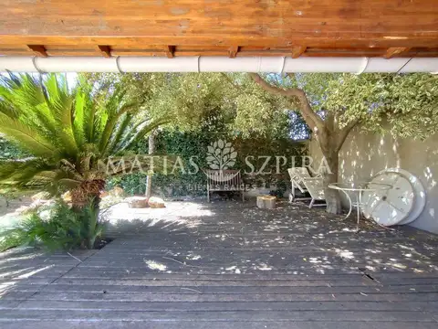 Depto Tipo Casa 4 ambientes con 3 baños