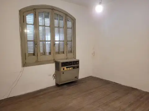 Casa en Venta en Alberdi, USD 130.000