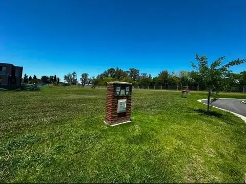 Venta Lote Central En Santa Sofia - Pilar Del Este