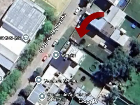 35 e/ Montevideo y 175. Venta de lote en Berisso