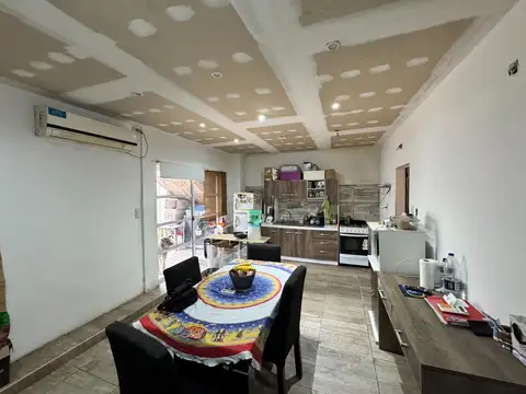Depto Tipo Casa 3 ambientes con 1 baño