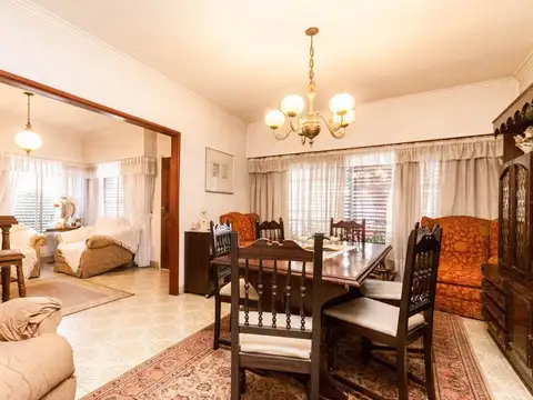 Cornelio Saavedra 200