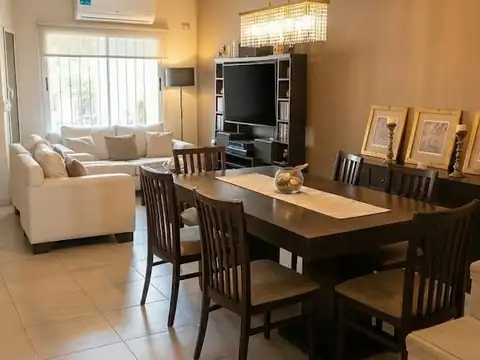 Departamento 4 ambientes con 3 baños