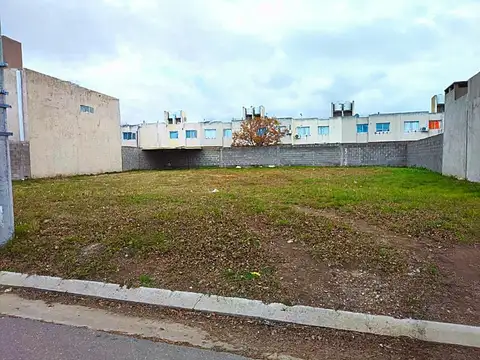 LOTE EN VENTA - VALLE CERCANO , EL TRIUNFO -