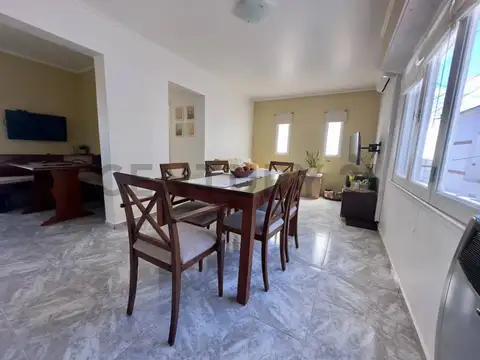 Ph 2 ambientes con espacio de cochera San Jose apto credito