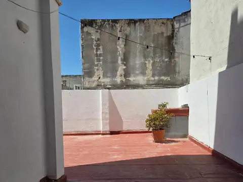 Ibera 4500, Piso 1
