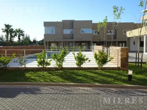 Departamento 2 ambientes en venta en Jardines del Palmar, Nordelta.