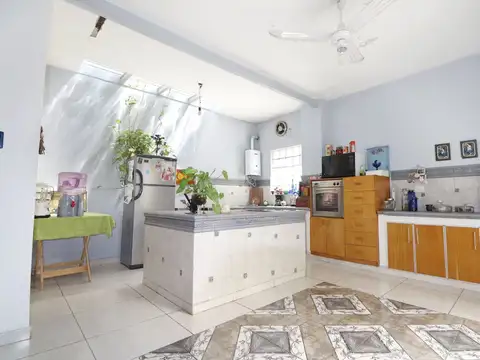 Depto Tipo Casa en Venta 56 años