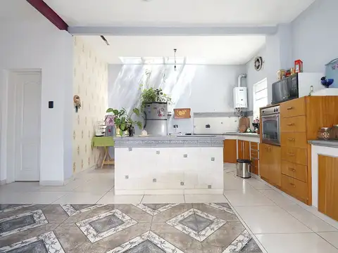 Depto Tipo Casa en Venta con 1 cocheras
