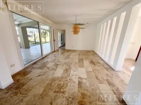 Casa en Alquiler anual al Rio en El Yacht, Nordelta