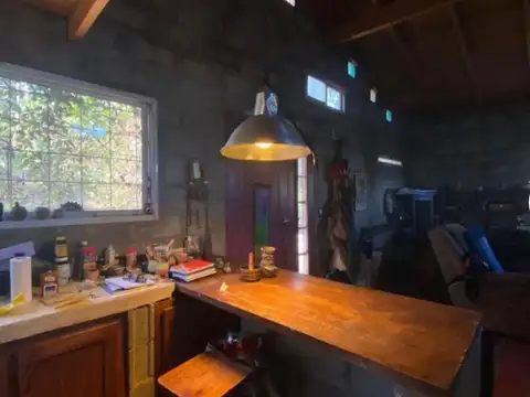 Casa 2 ambientes con 1 baño