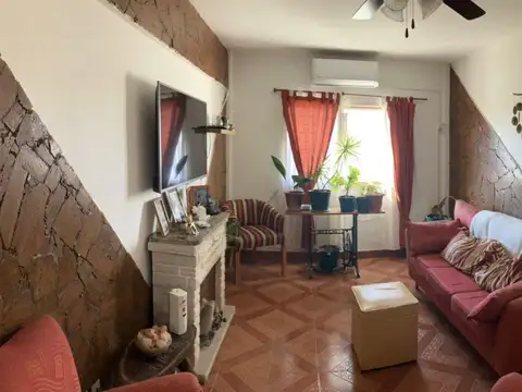 Departamento en venta - 2 Dormitorios 1 Baño - 62Mts2 - Berazategui