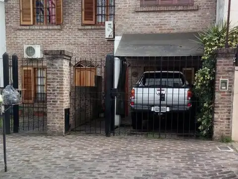 San Andrés Zona Agustiniano: Dúplex 4 Amb. C/cochera Cubierta