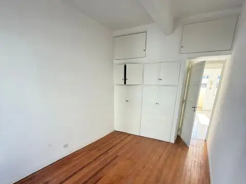 Departamento en Venta en Villa del Parque, USD 144.000