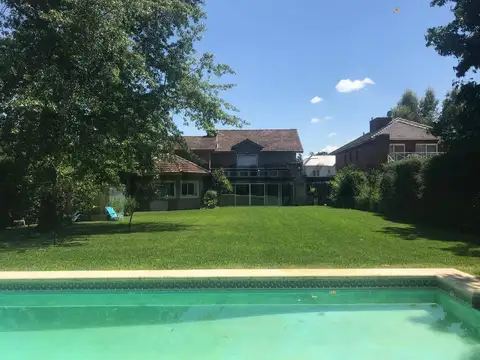 Casa a la venta en Pilar