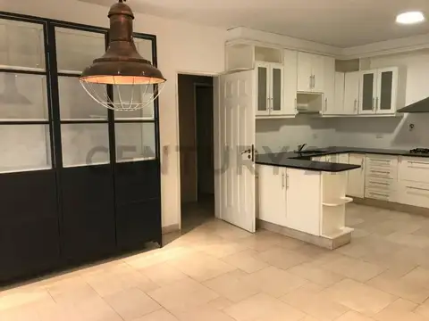 Casa en Venta en Pilar, USD 460.000