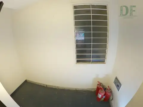 Oficina c/cochera doble cubierta - Sarmiento al 900 CABA