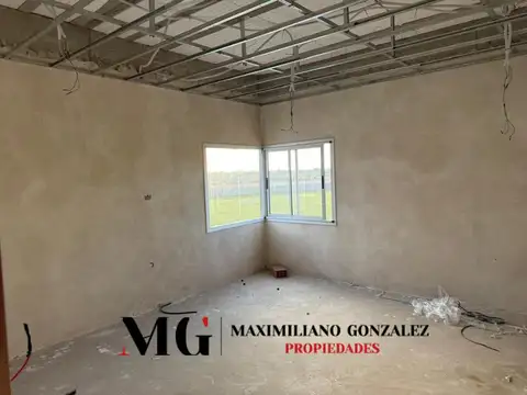 Casa 6 ambientes con 4 baños