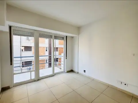 LAFINUR 3100, Piso 8