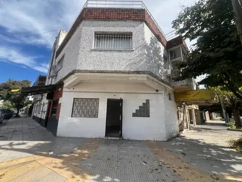 Local en Alquiler en Mataderos, $ 500.000