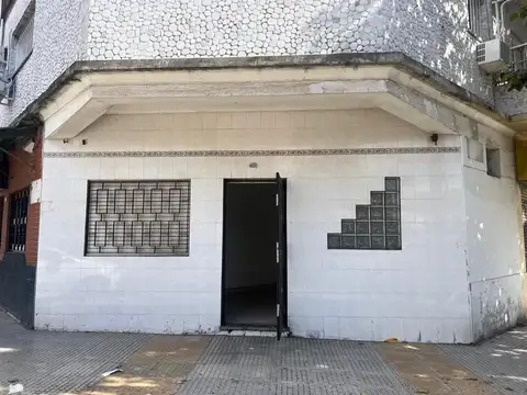 Local en Alquiler en Mataderos, $ 500.000