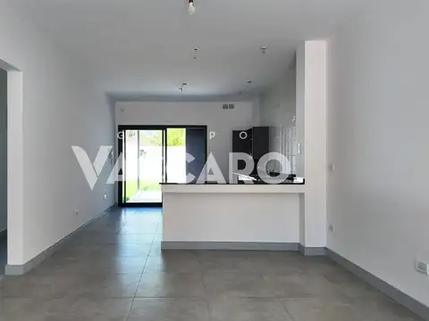Casa en Venta en San Antonio de Padua, USD 198.000