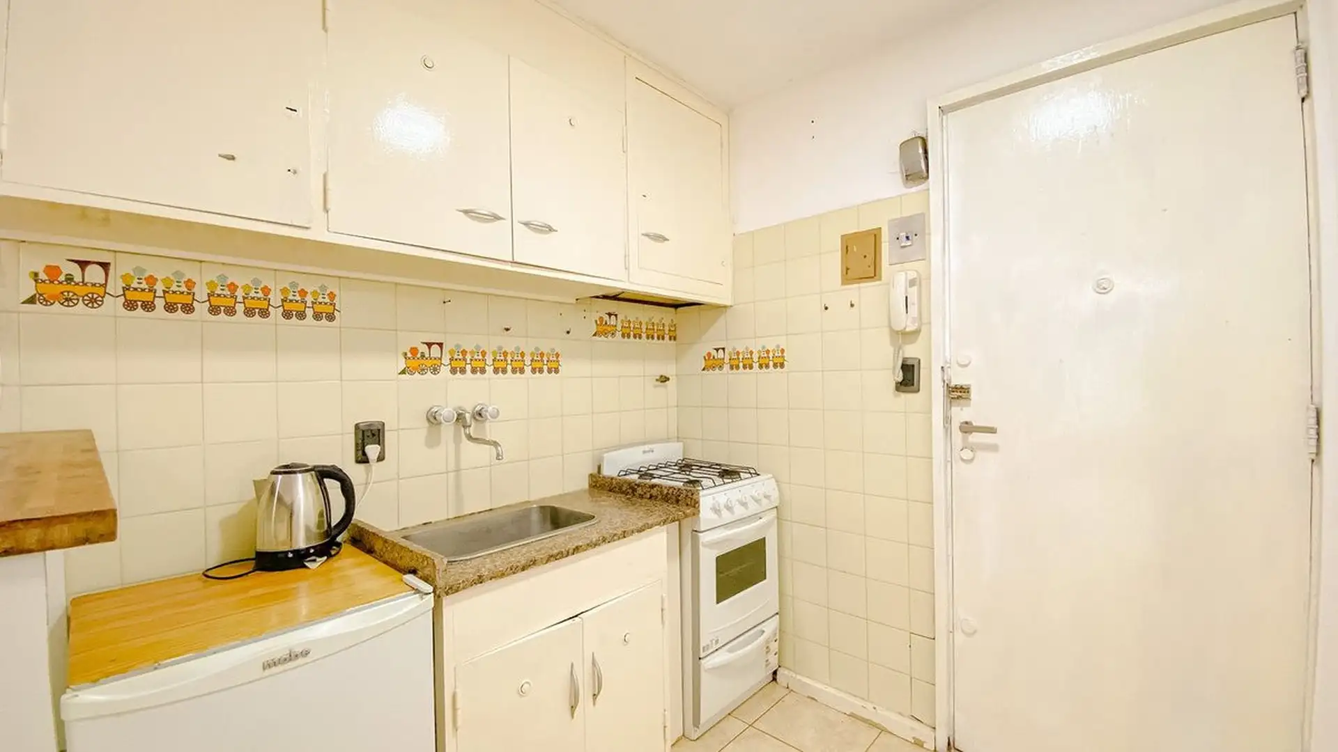 Venta monoambiente zona Aldrey