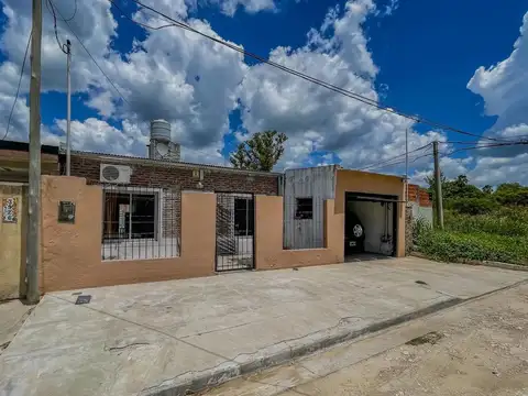 Casa 2 dormitorios y pileta, Colonia Avellaneda