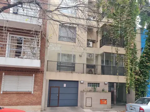 Cochera fija en  Venta en Coghlan