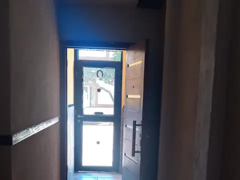 Depto Tipo Casa en Alquiler de 1 dormitorio