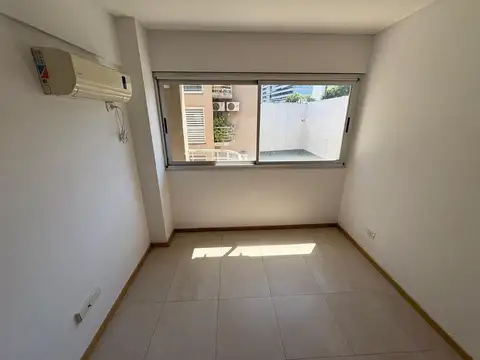Departamento en Alquiler en Chacarita, $ 750.000