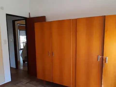 CASA MULTIFAMILIAR CONSTRUIDA EN BUENA ZONA 