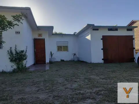 Casa en Venta - 2 Dormitorios 1 Baño - 90mts - Las Toninas