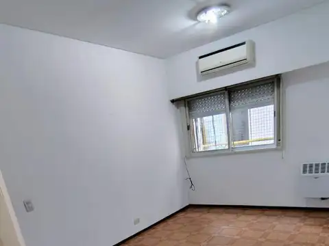 OPORTUNIDAD! VENTA 2 AMBIENTES EN VILLA CRESPO SOBRE AV. CORRIENTES!