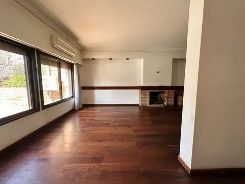 Depto Tipo Casa 5 ambientes con 3 baños
