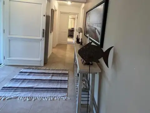 Casa en Alquiler Temporal con 1 cochera