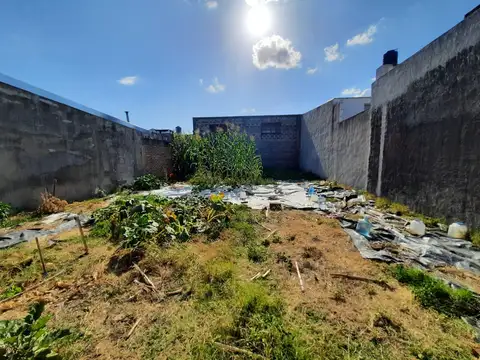 Terreno en Venta 9  mts Frente