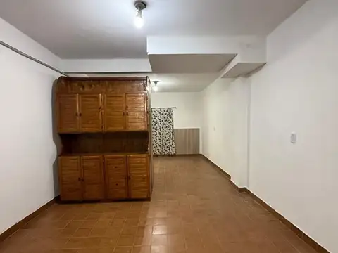 Depto Tipo Casa en Alquiler de Monoambiente