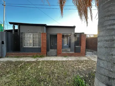 Casa 2 dormitorios Santo Tome