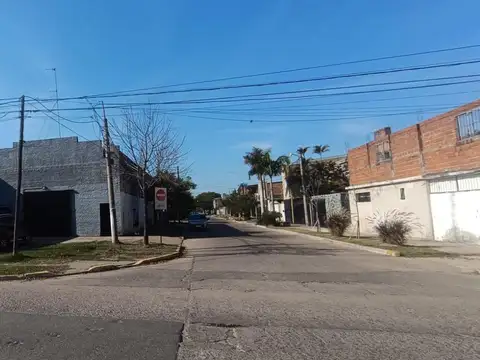 Local en Alquiler en Macrocentro, $ 2.000.000