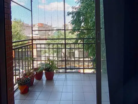 Departamento en Venta en Chacarita, USD 140.000