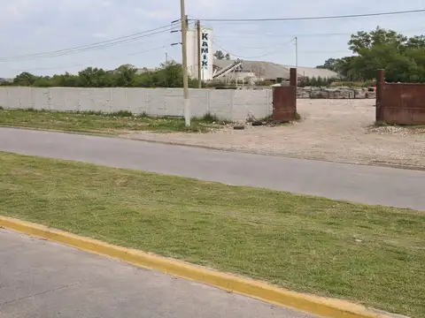 Avenida Valentín Vergara 4600