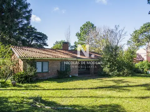 Casa en zona de Cantegril