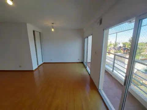 Sanabria 3100, Piso 4