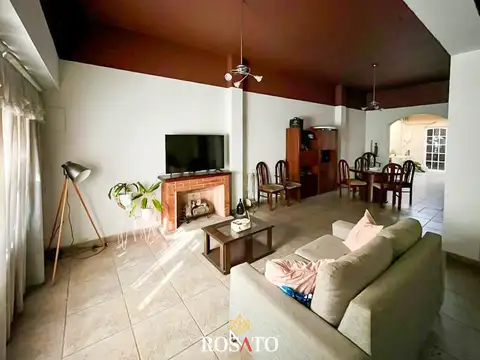 Casa 4 ambientes con pileta  - Unanué 6300, Villa Lugano, Cap. Fed.