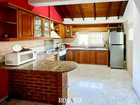 Unanué al 6300