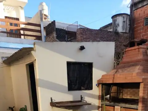 Casa en Alquiler Temporal en Castelar, $ 800.000