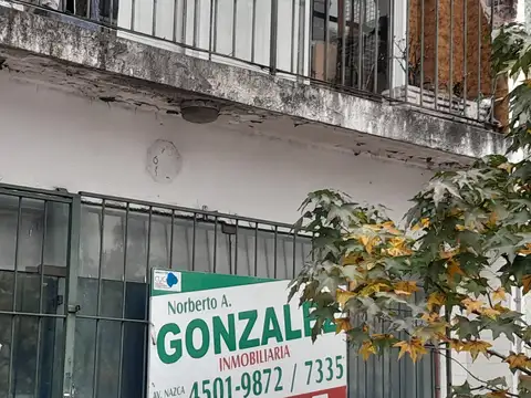 MUY BUEN LOCAL IDEAL TODO RUBRO  2 BAÑOS 